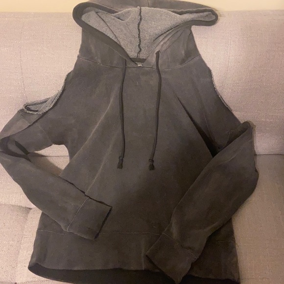 Grey Hoodie w/ cut out off the shoulder 🖤🖤 - Picture 1 of 3